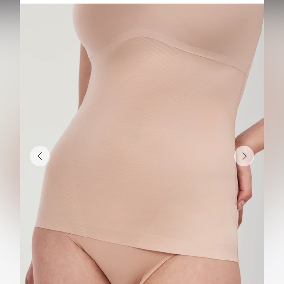 SPANX spanxshape invisible Tank size M shape wear compression top shirt - Picture 3 of 8